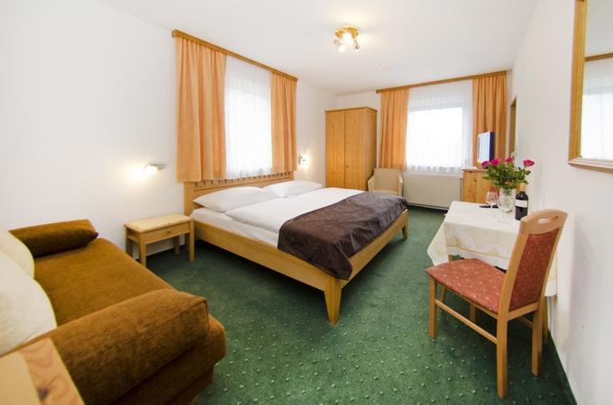 Pension Parzer Pressbaum Bei Wien Phòng bức ảnh